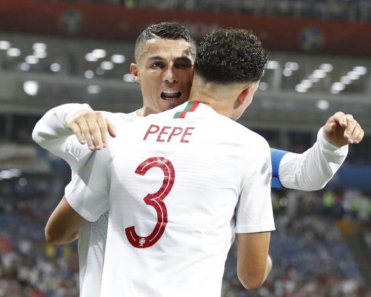 葡萄牙队公布世界杯大名单C罗第五次出征佩佩入选