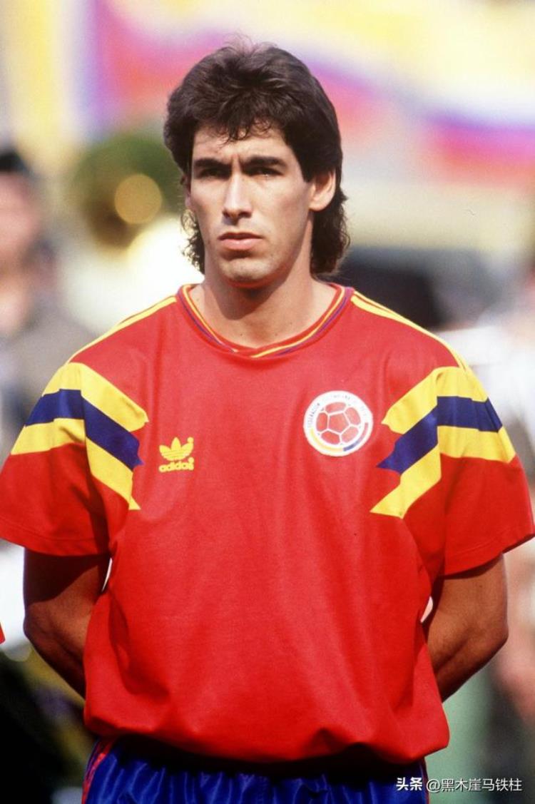 世界杯史话因乌龙球被杀身亡埃斯科巴成哥伦比亚悲剧之殇