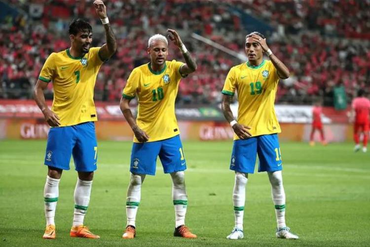 任加脚法花式桑巴在现代足坛的存亡巴西足球还适合吗