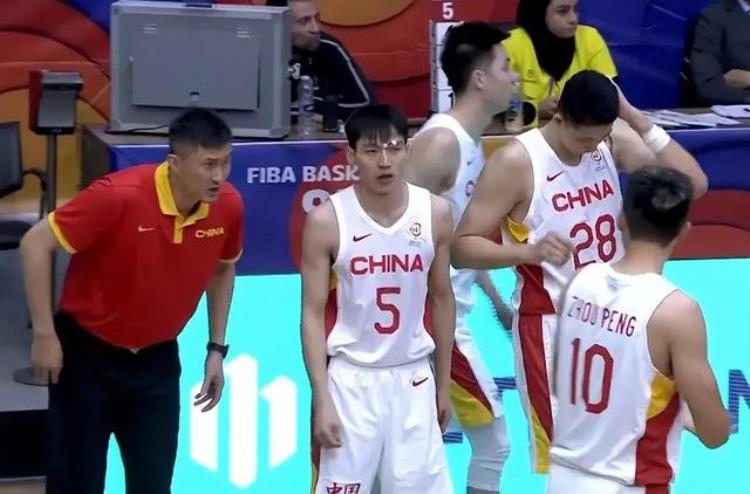 中国男篮力克伊朗晋级2023年世界杯