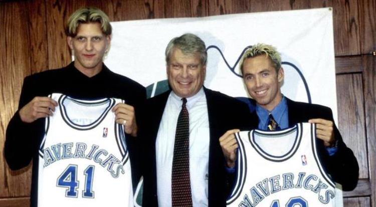 nba最早的三巨头「NBA历史上一些冷门的三巨头组合谁才是三巨头开山鼻祖」