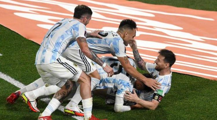 世预赛南美区排名巴西全胜被终结阿根廷不败榜尾三队逆袭