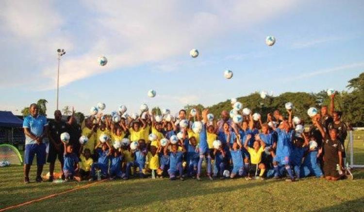 解读所罗门群岛的足球取经国足是谦虚36支联赛队的他们很会踢