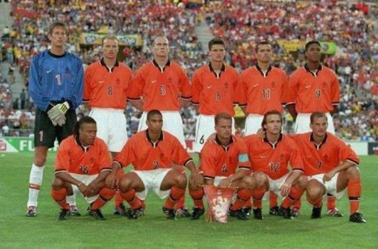 1998年法国世界杯最经典的足球盛典,1998年世界杯法国足球明星