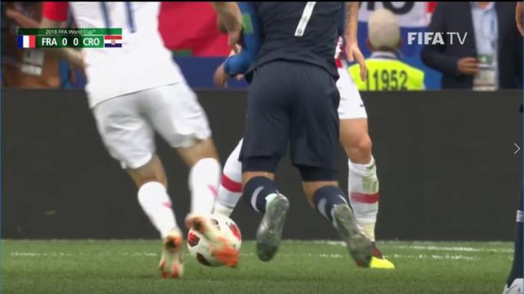 2018年世界杯决赛回顾强大的法国队4:2战胜克罗地亚