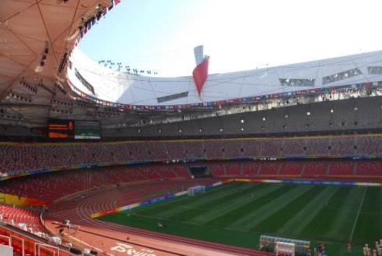 巴西最大球场能多少人「全世界最土豪的足球场有哪些巴西足球场曾经能容纳20万观众」