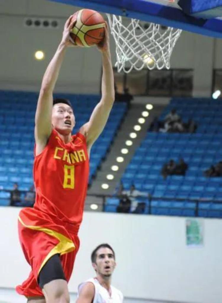 云南著名的篮球运动员「看看来自云南的篮球运动员最出名的居然是女篮国家队主力」