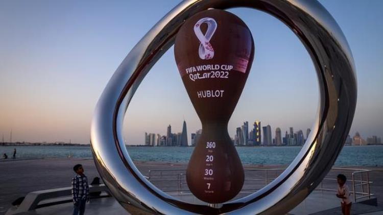 去卡塔尔看世界杯需要准备什么「最特别的一届世界杯前往卡塔尔看球需要提前做啥准备」