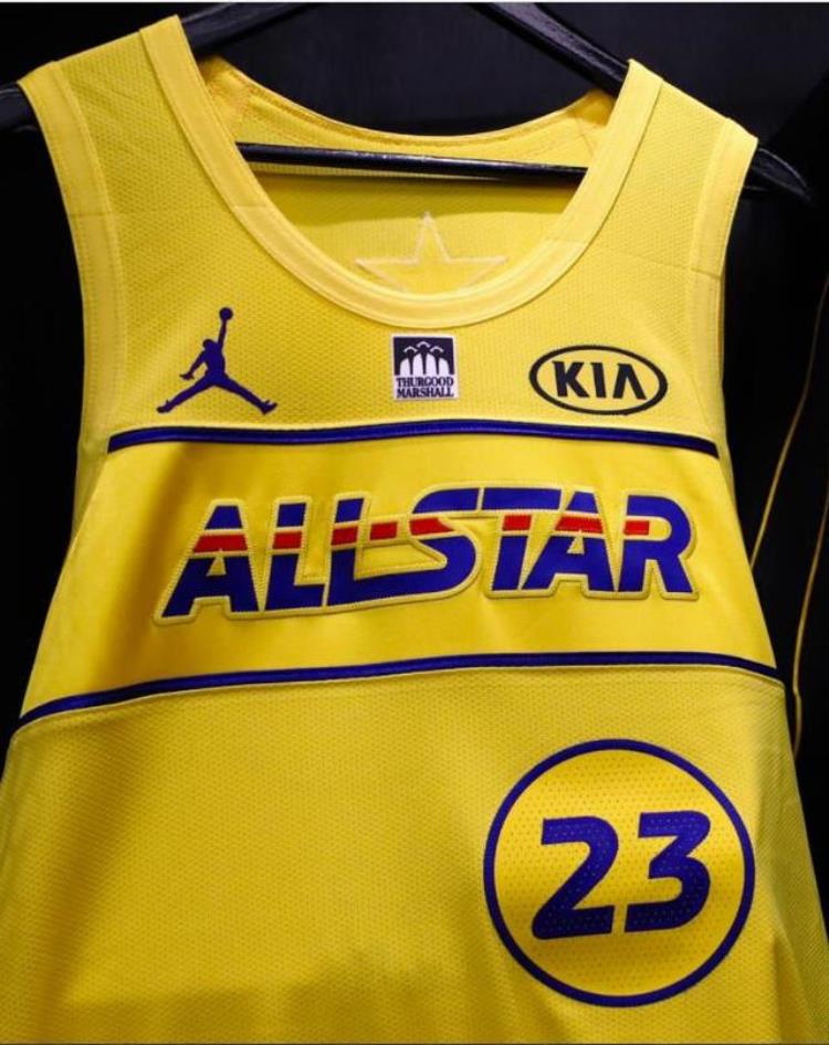NBA官方正式晒出全明星球衣詹黄杜蓝