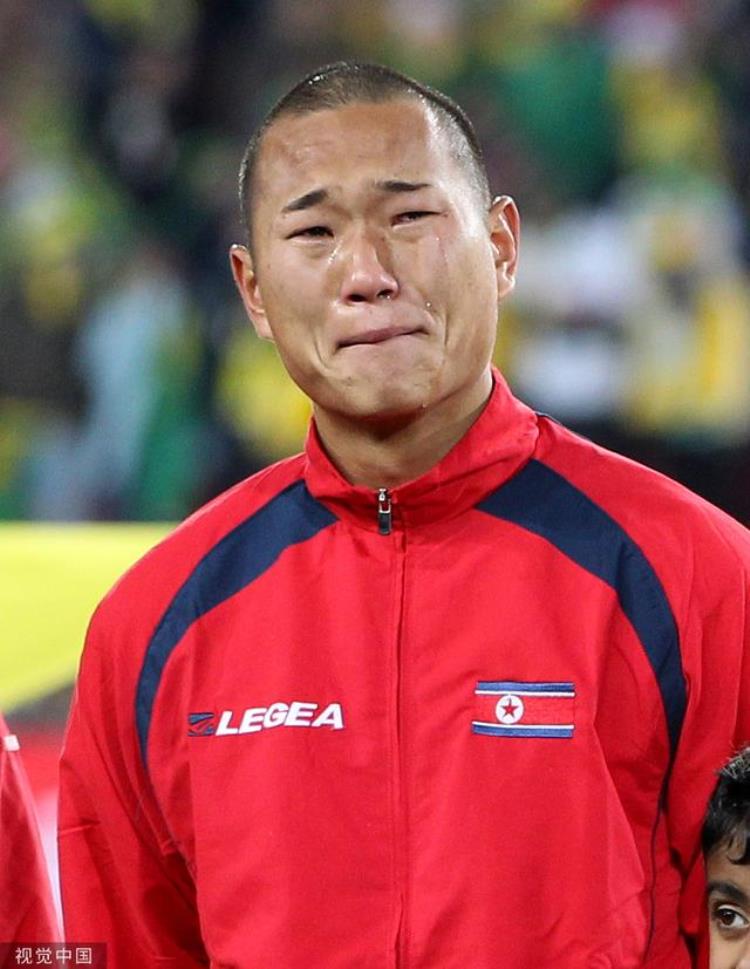 38岁朝鲜前锋郑大世宣布退役世界杯泪流满面永载历史