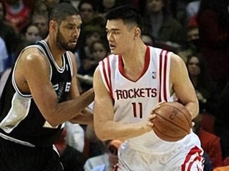 姚明被选为状元「姚明当选NBA状元20周年曾经我们也拥有过自己的超级巨星啊」
