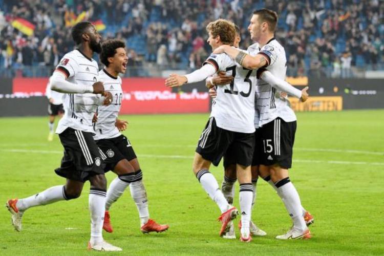 世界杯预选赛德国对罗马尼亚「足球丨世预赛德国胜罗马尼亚」