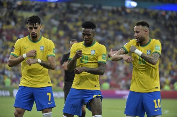 2018世界杯巴西队球员「巴西队世界杯26人名单内马尔热苏斯领衔39岁阿尔维斯上榜」