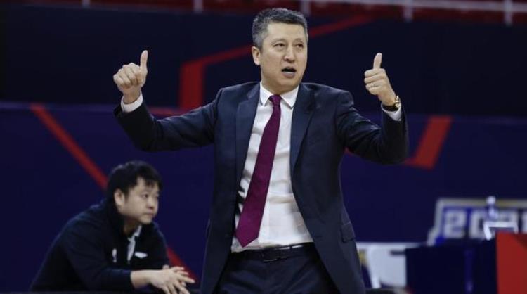 nba四千万年薪的球员「全球7万人打职业篮球均薪4千块CBA顶薪600万NBA最低千万」
