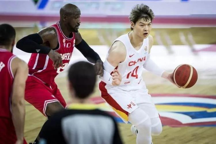 中国男篮锁定世界杯名额的球员「中国男篮锁定世界杯名额」