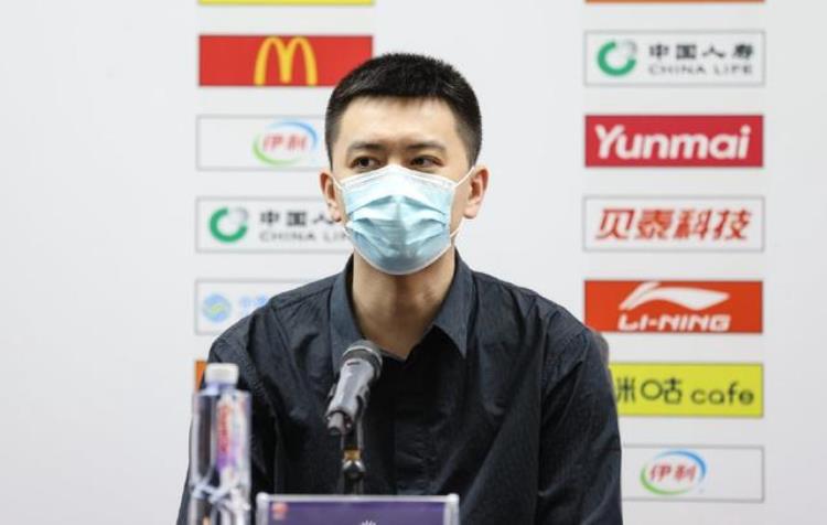 杨鸣能够取代杜锋同时期对比看出结果NBA也见不到这样的人