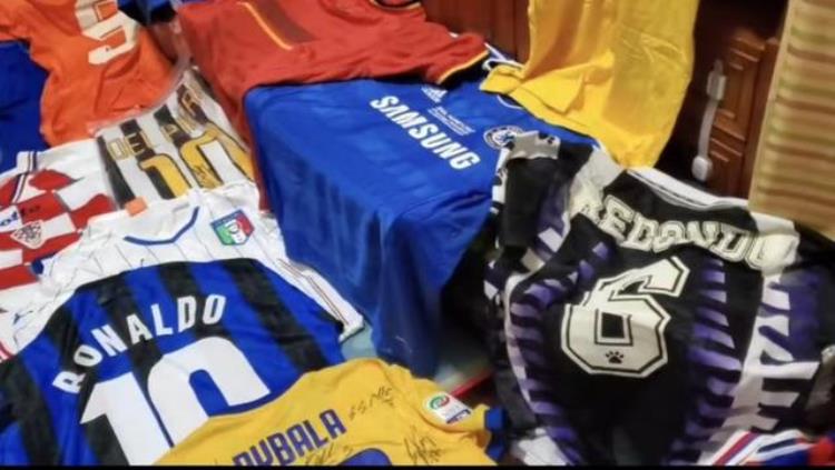 长沙球迷20年收藏200多件球衣但这届世界杯不想看没意大利