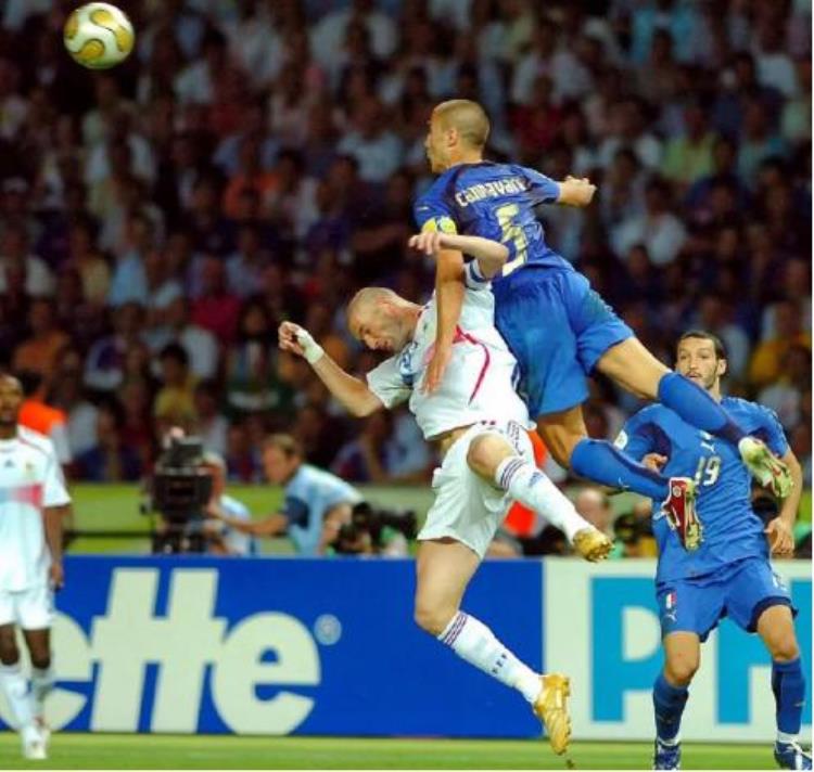 06世界杯决赛意大利对法国齐达内以红牌告别足坛