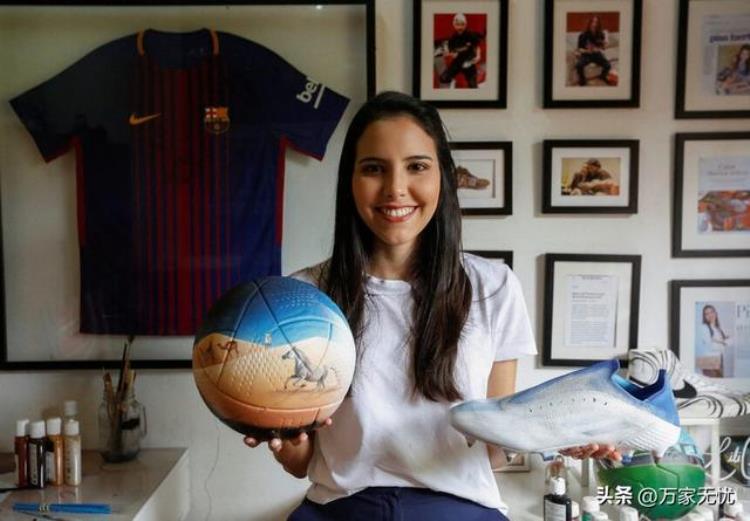 足球杯 绘画「艺术家为卡塔尔世界杯画足球」