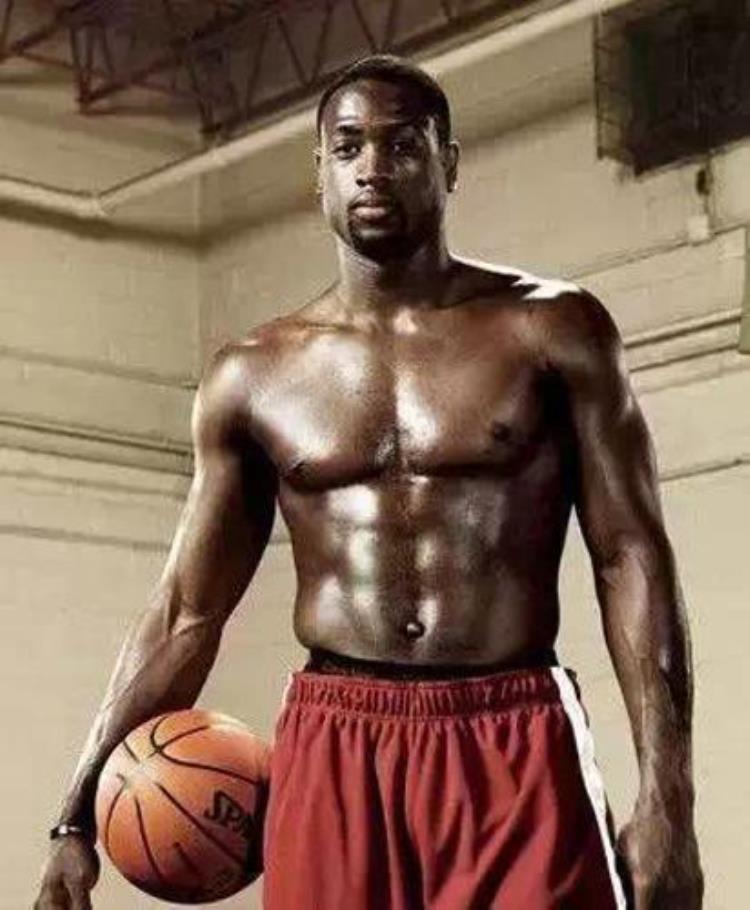 NBA球员如何变壮的秘诀基础在吃关键在练周琦可效仿