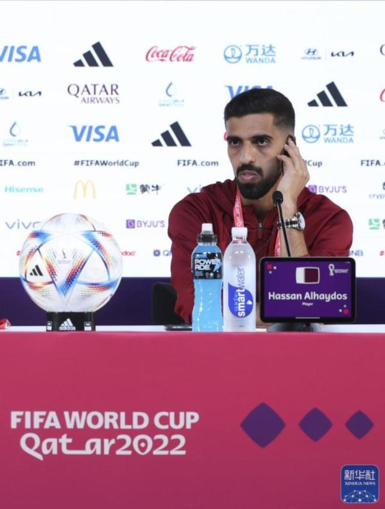 世界杯在卡塔尔举行「卡塔尔世界杯丨揭幕战赛前新闻发布会举行」