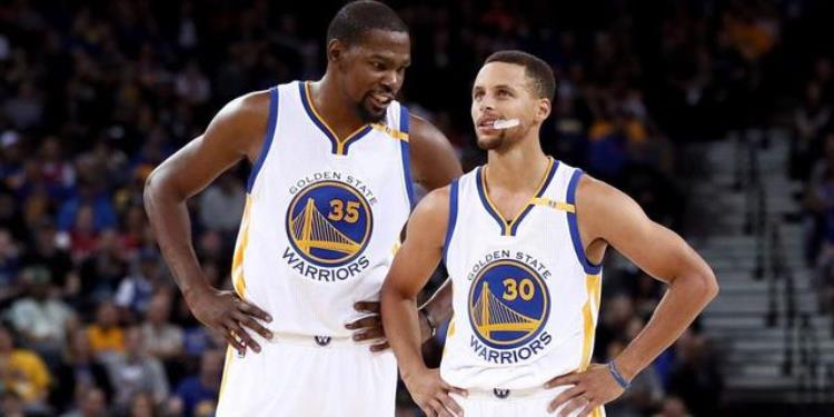NBA球衣拍卖价格排名最低韦德七千美元最高乔丹上千万