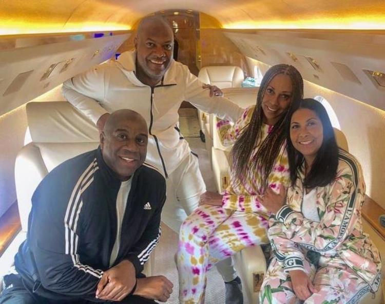 NBA球星的私人飞机「NBA共有17位球星拥有私人飞机谁的飞机价格最昂贵」