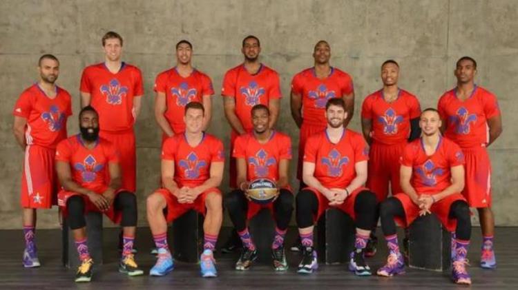 利拉德和保罗身高对比「NBA球星的官方身高遇到同框对比1米91的利拉德比1米83保罗还矮」