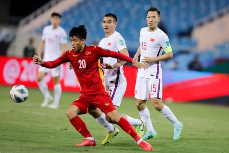 越南和日本足球「31中国队11日本队越南队继续创历史25岁中场即将留洋法甲」