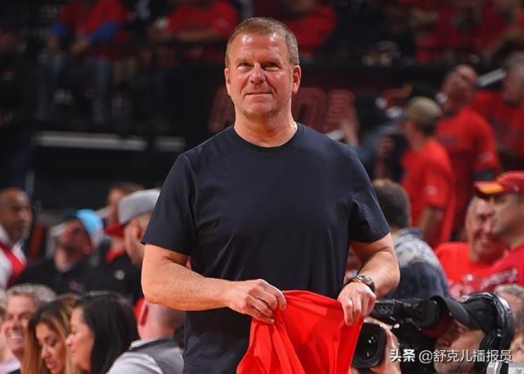 nba球队老板都是干什么的「不为人知的背后NBA球队老板都是做什么的谁最富和谁最穷」