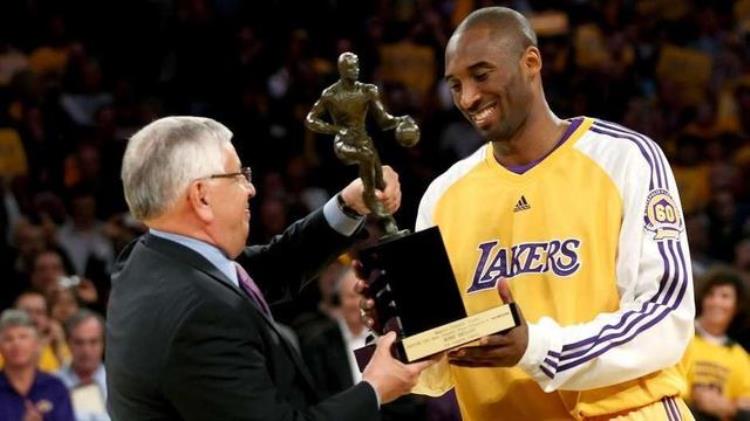 nba有什么奖杯「NBA有哪些以人命名的奖杯总不可能只知道奥布莱茵杯吧」