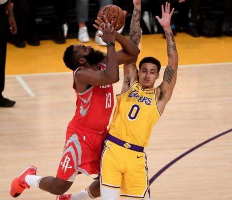 NBA历史5大最强必杀技科比发扬大梦舞步天勾绝招即将失传