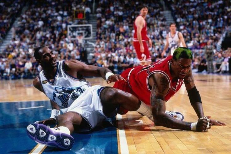 NBA仇人「NBA八大死敌球员他们仇人见面会分外眼红吗」
