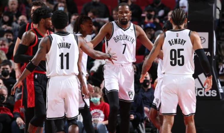 nba各球队实力分析「美媒评下赛季NBA球队实力排行榜篮网入选前十湖人仅第17名」