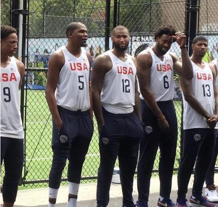 利拉德和保罗身高对比「NBA球星的官方身高遇到同框对比1米91的利拉德比1米83保罗还矮」