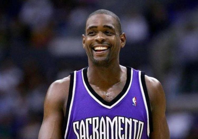 nba进攻型中锋「控卫型中锋盘点NBA传球能力最强的十大内线前三实至名归」