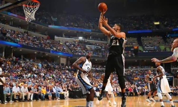 乔丹最厉害的技术「NBA十大巨星的代表绝技乔丹绝技并非后仰想盖天勾要借个梯子」