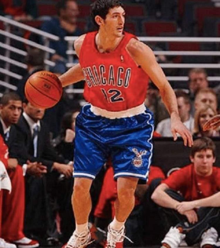 nba最丑球衣「7图看NBA丑到没法看的球衣勇士短袖像睡衣马刺迷彩球衣似山寨」