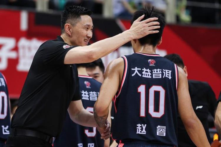 cba球服设计「堪比NBA水准又不失城市特色让CBA各支俱乐部惭愧的球衣设计」