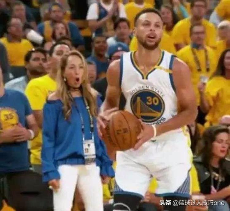 库里打杜兰特「NBA球星10大经典拜佛库里上演极限拜佛杜兰特让对手毫无办法」