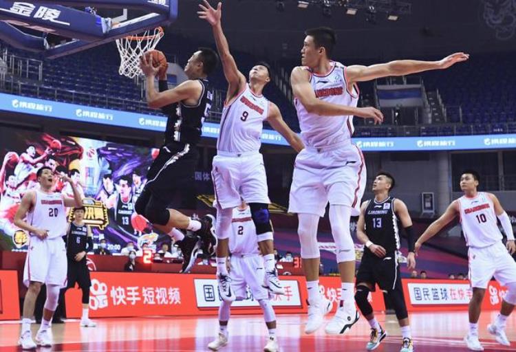 cba球服设计「堪比NBA水准又不失城市特色让CBA各支俱乐部惭愧的球衣设计」