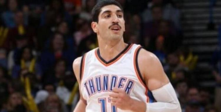 从互相毒奶到互喷NBA总决赛火药味渐浓巅峰对决即将开始