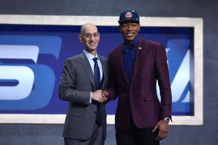 首轮选秀权和首轮签「2019首轮秀的选择分析上各NBA球队为何这样使用首轮签」