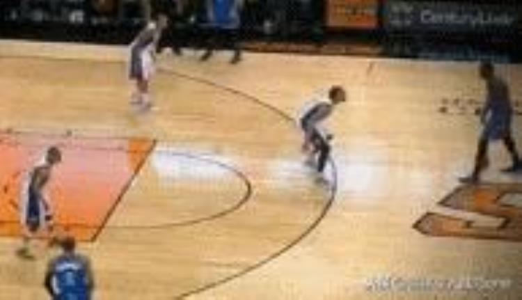 库里打杜兰特「NBA球星10大经典拜佛库里上演极限拜佛杜兰特让对手毫无办法」
