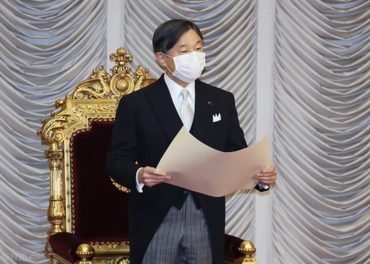 东京奥运开幕只有约15位国际政要出席法国总统因特殊原因只能硬着头皮参加当年北京奥运会来了80多个国家首脑