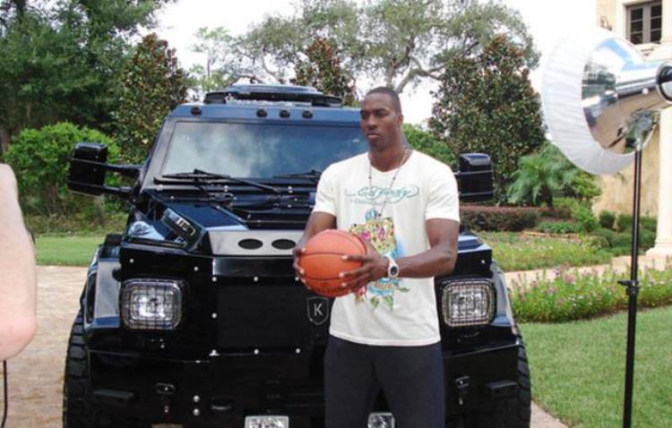 NBA球星的座驾姚明自行车霍华德越野车看到杜兰特我笑了