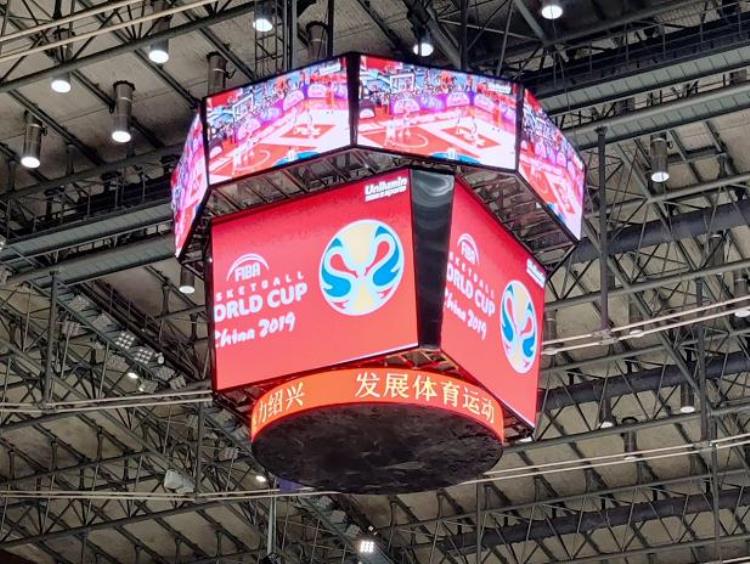 NBA球馆大屏幕「NBA标准超1000㎡大屏这个体育馆绝了」