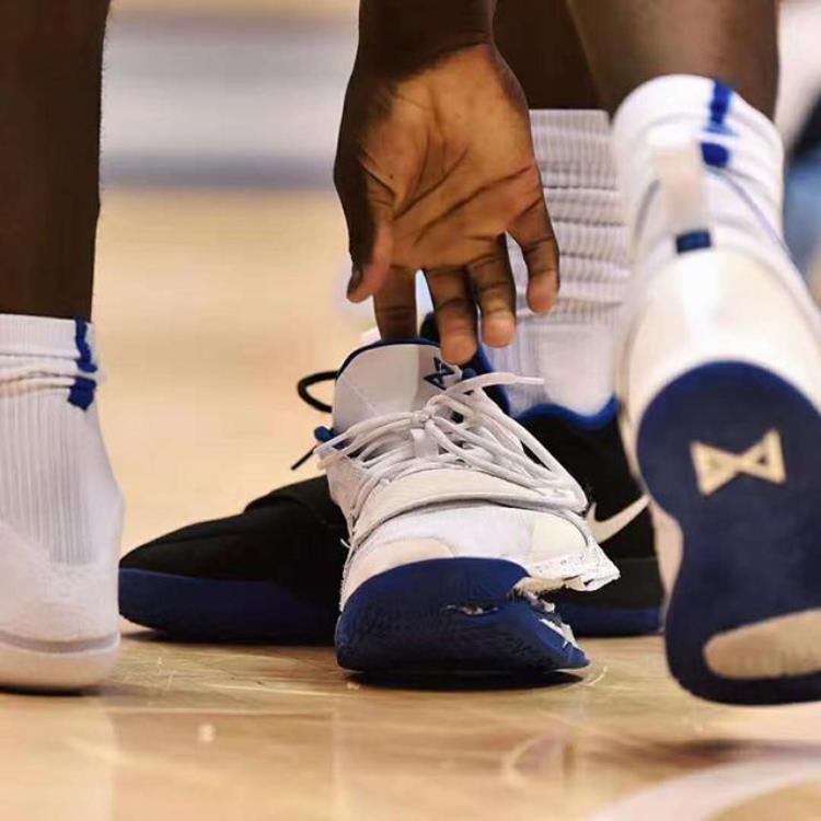 NBA球星代言球鞋合同总金额排行榜超过亿元的合同有七份