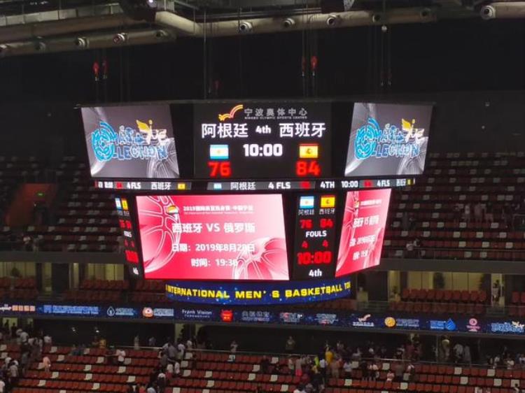 NBA球馆大屏幕「NBA标准超1000㎡大屏这个体育馆绝了」