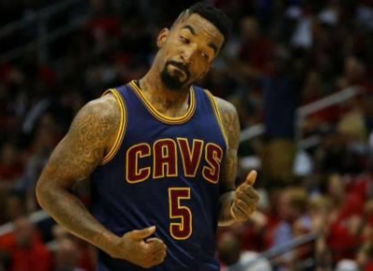 从互相毒奶到互喷NBA总决赛火药味渐浓巅峰对决即将开始